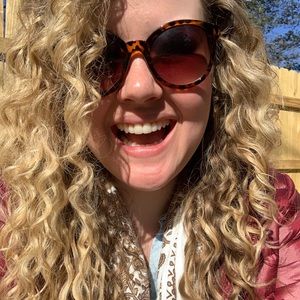 Meet your Posher, Amanda